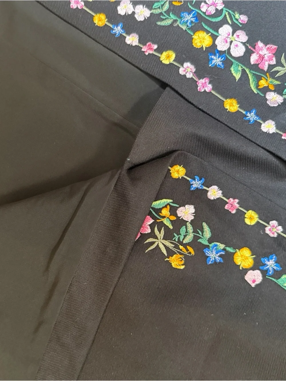 Ted Baker Vicks Floral Embroidered Midi Skirt | Size 2 (US)